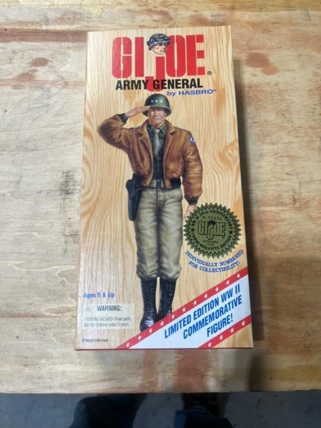 Hasbro GI Joe Army General Modellino Commemorativo WW2 Edizione Limitata Nuovo con scatola