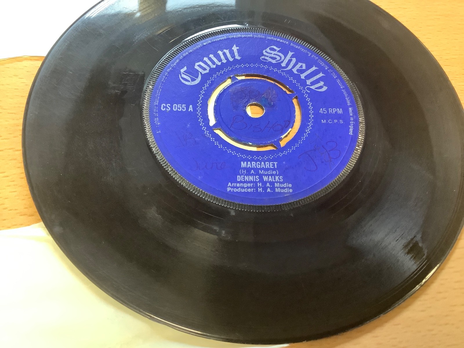 DENIS WALKS - MARGARET -Reggae Rock steady 7" vinyl COUNT SHELLY