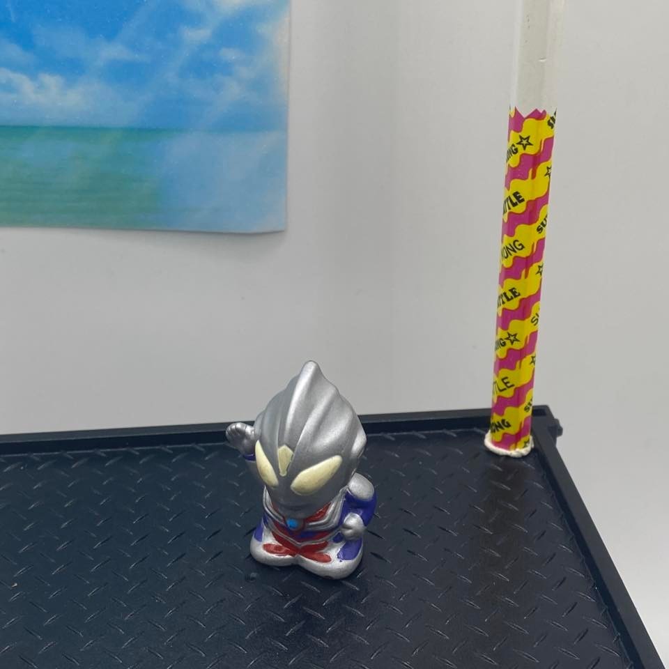 Bandai Ultraman Tiga Multi Tipo Mini Figure Finger Puppet Sofubi Giocattolo