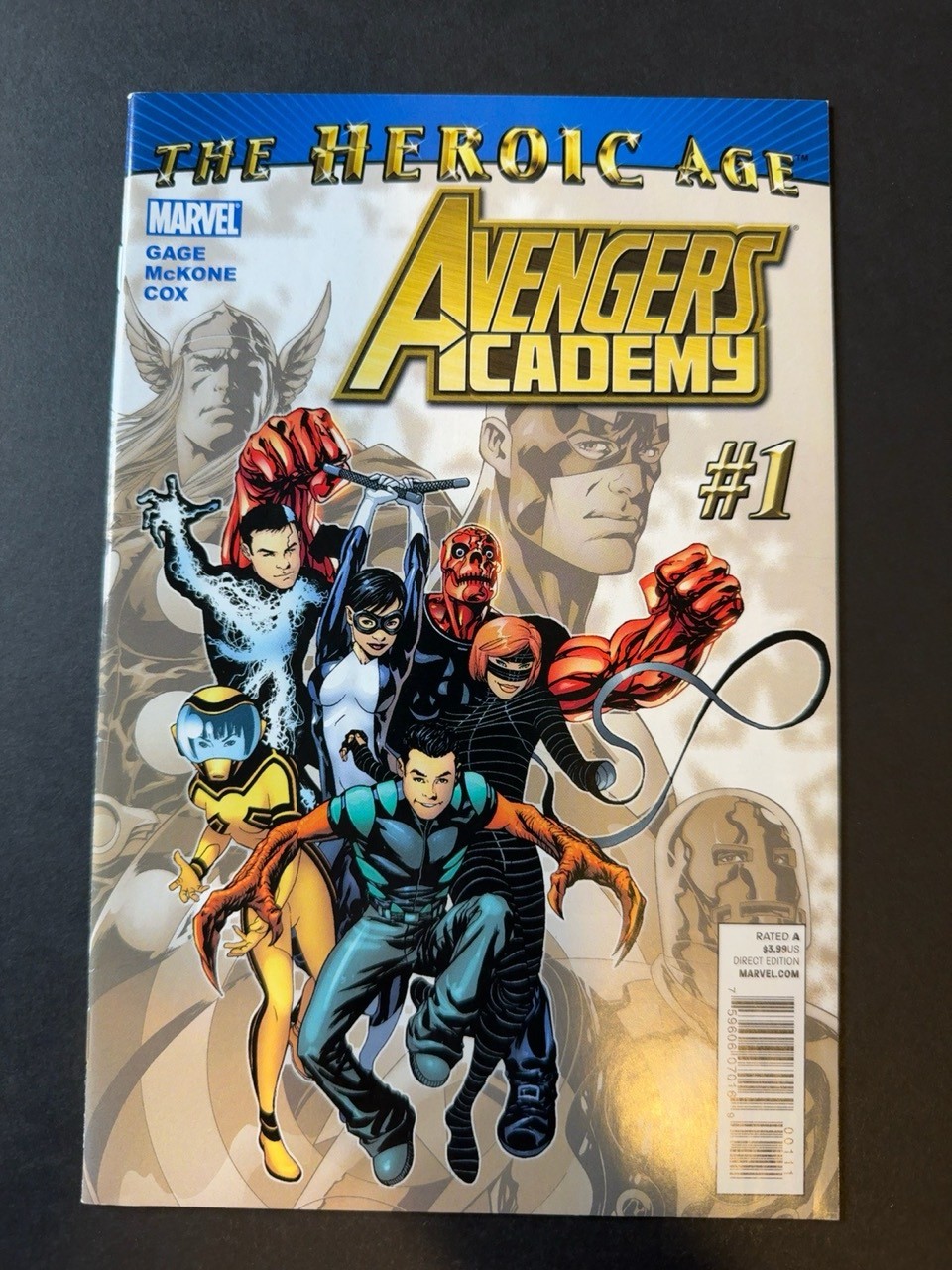Avengers Academy #1 2010 Marvel Mike McKone Christos Gage 7,5