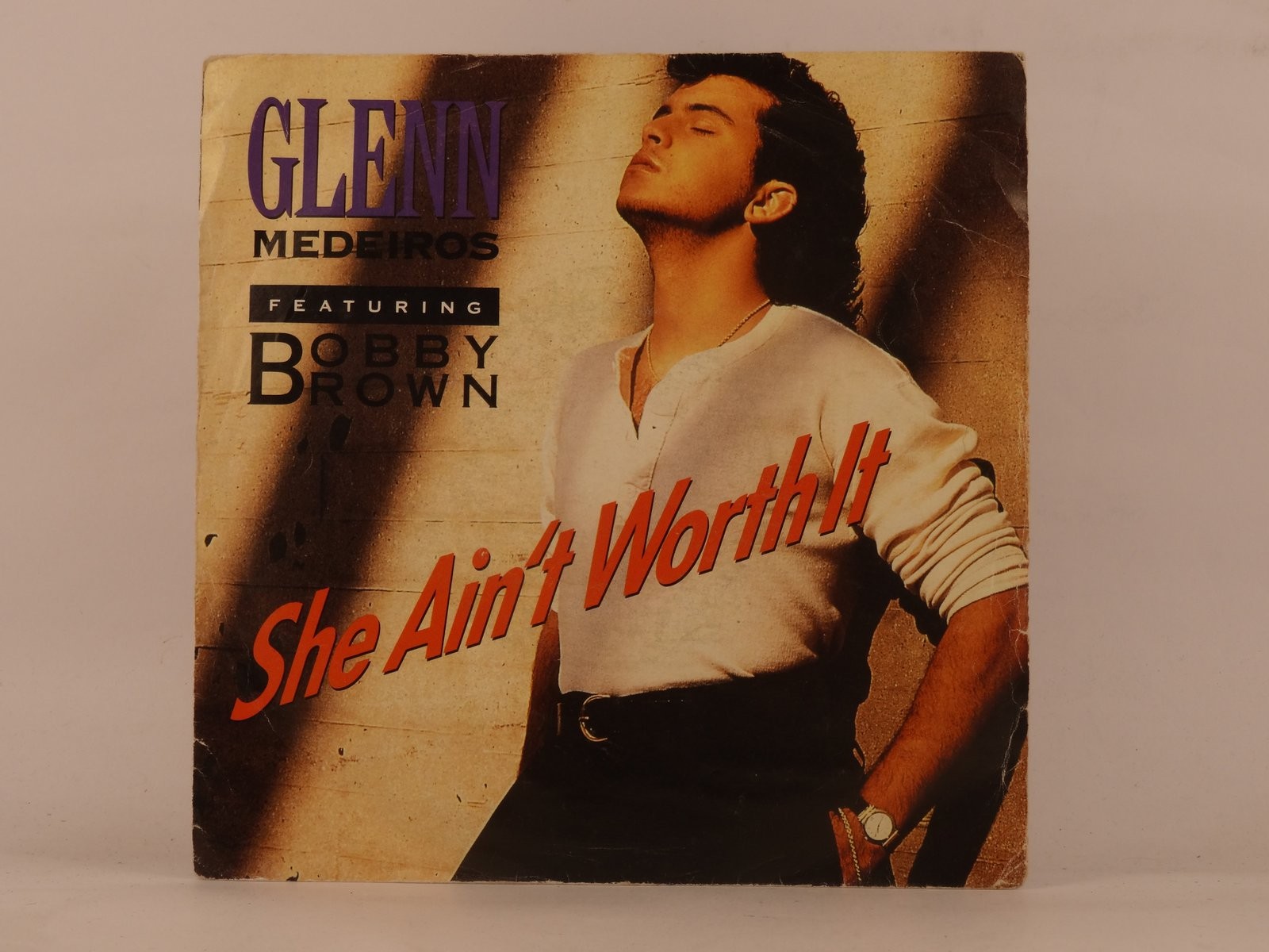 GLENN MEDEIROS FT BOBBY BROWN SHE AIN'T WORTH IT (97) 2 Track 7" Single includin