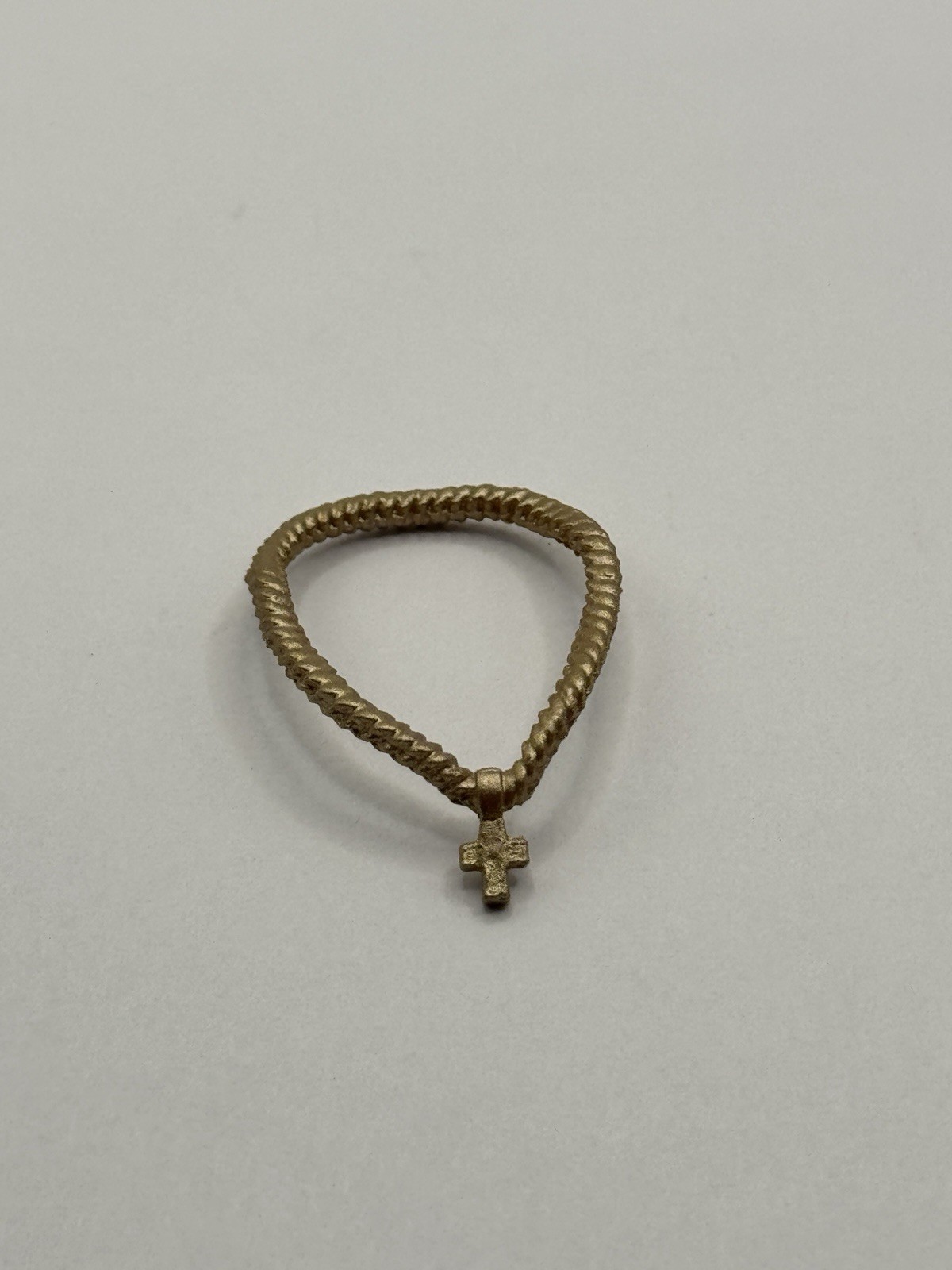 AEW WWE Elite Series - Hook Gold Cross Necklace Only Fodder 1/12 Scale