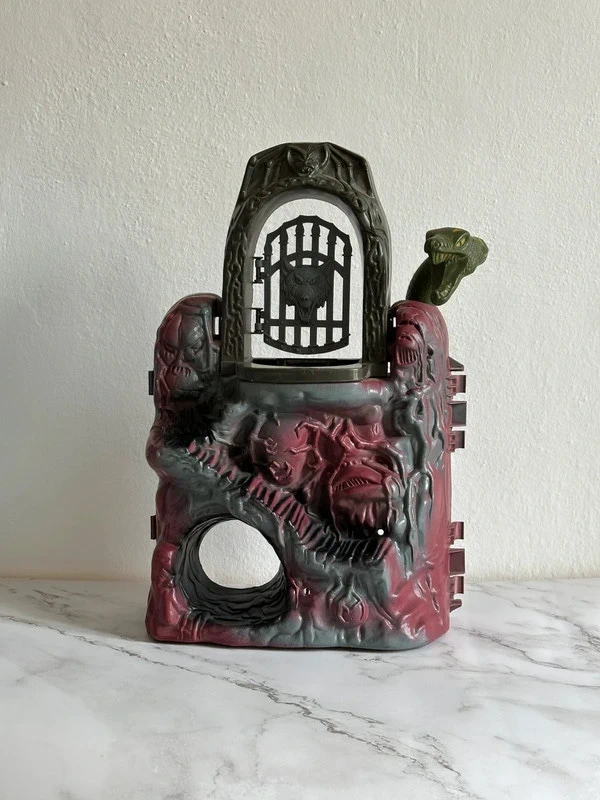 Vintage 1984 Snake Mountain MOTU, Incomplete set