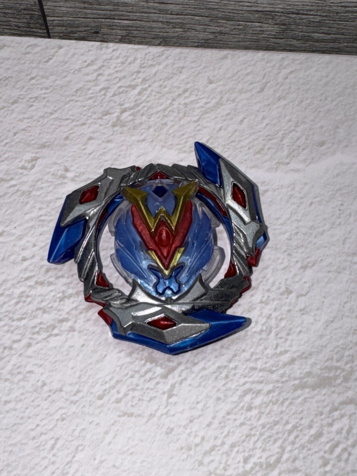 Beyblade Burst Valtryek Valchiria Blu Argento Rosso Solo Strato Energia Giocattolo