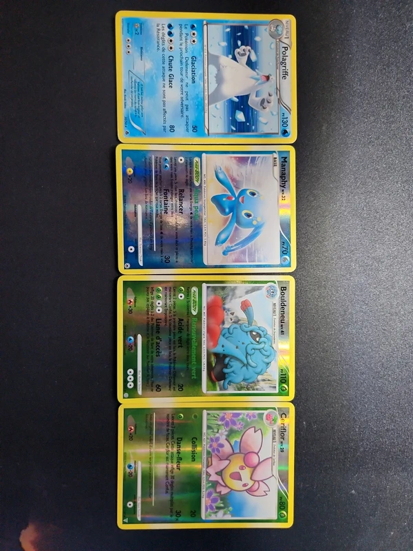 Lot 4 cartes pokémon Holo/Reverse
