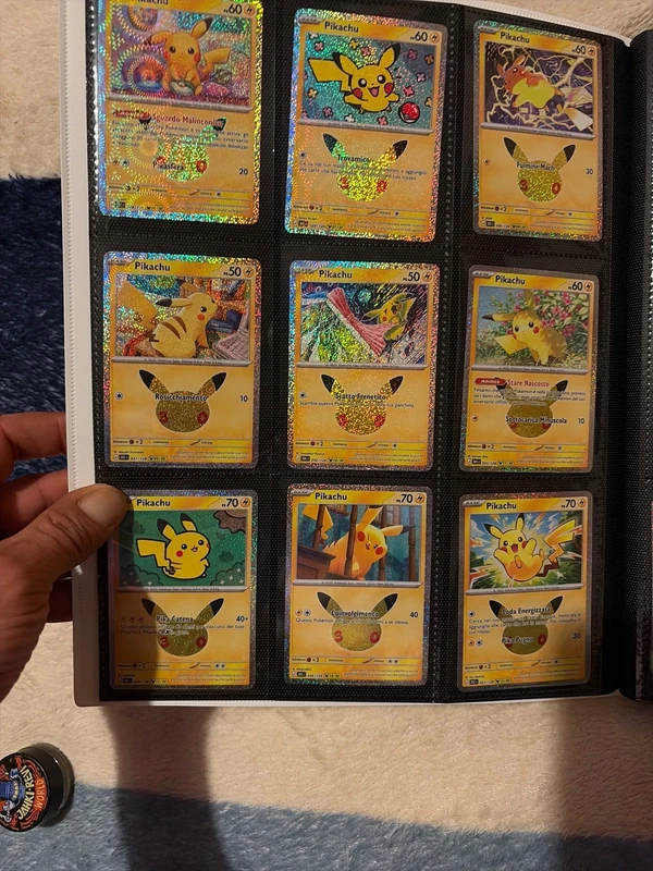 Set completo 30 Pikachu