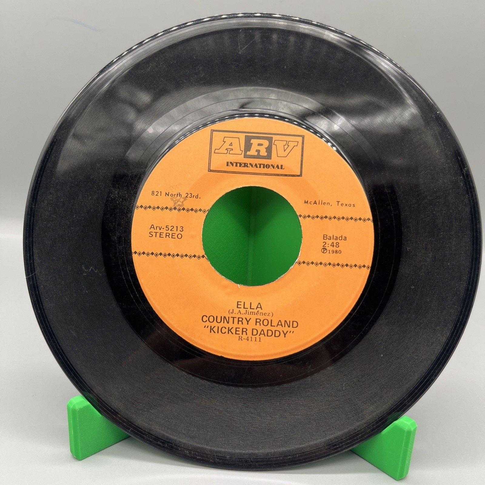 Country Roland Que Puntada / Ella 45 RPM Vinyl Record ARV International 5213
