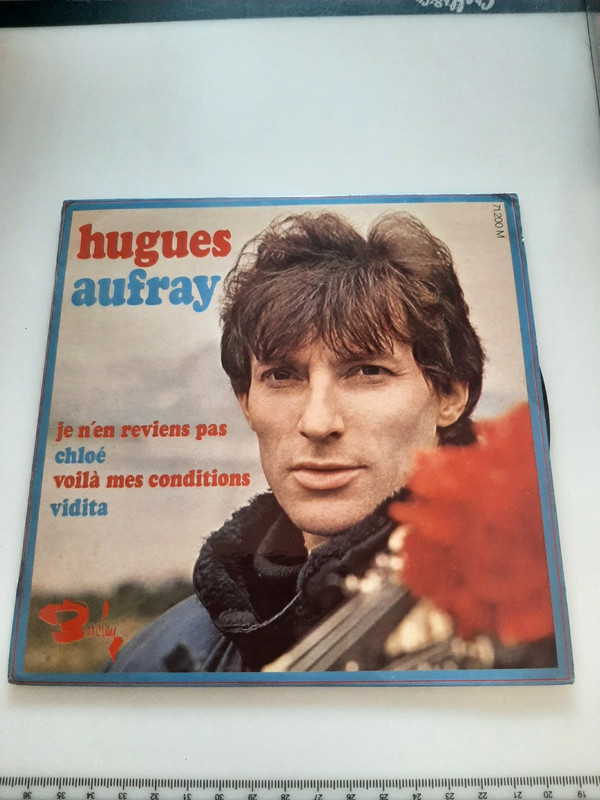 Vinyl 45trs- Hugues aufray- je n'en reviens pas