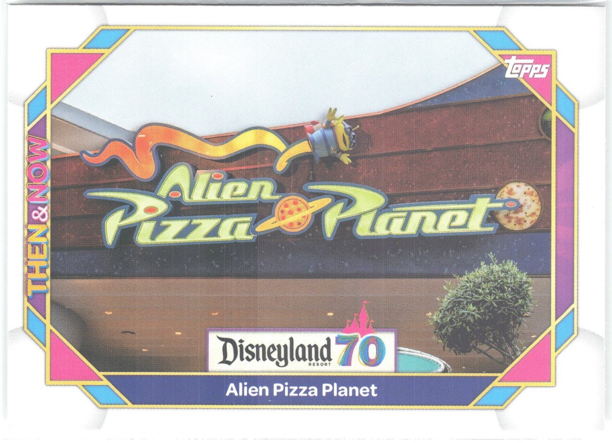 2025 Topps Disneyland 70° Anniversario #56 Alien Pizza Planet
