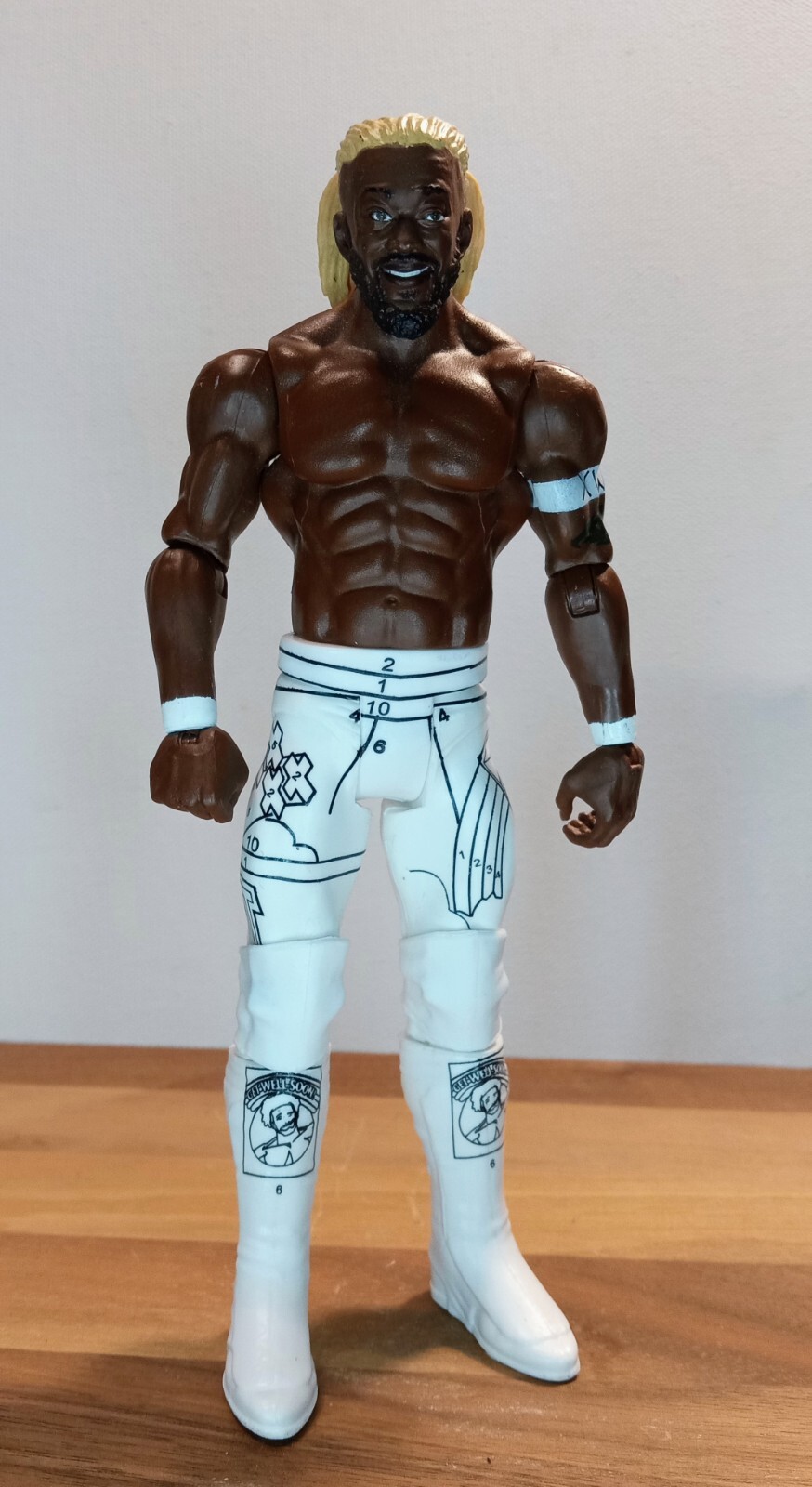 Kofi Kingston WWE Championship Showdown Series 4 Loose Action Figure Mattel 2017
