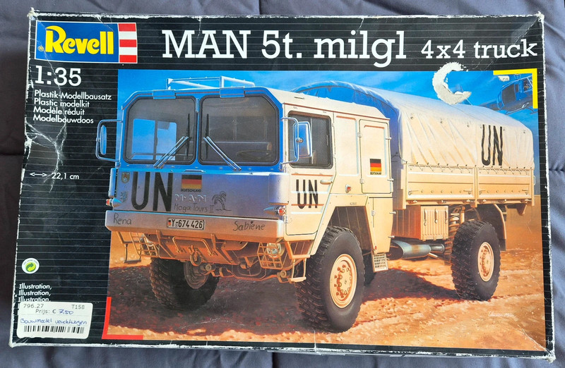 Revell MAN 5t milgl 4x4 truck 1:35