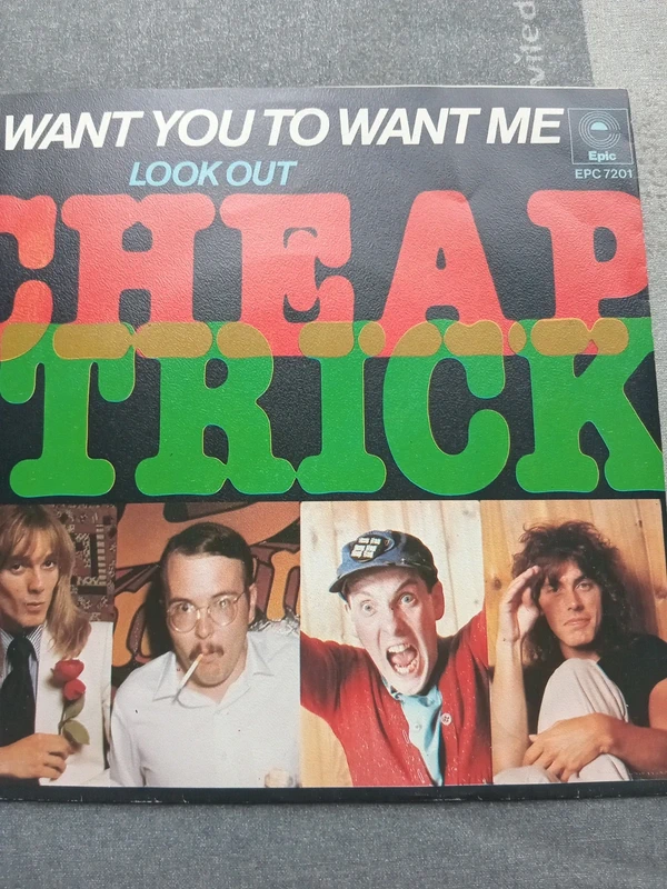 Cheap Trick - I want you to want me