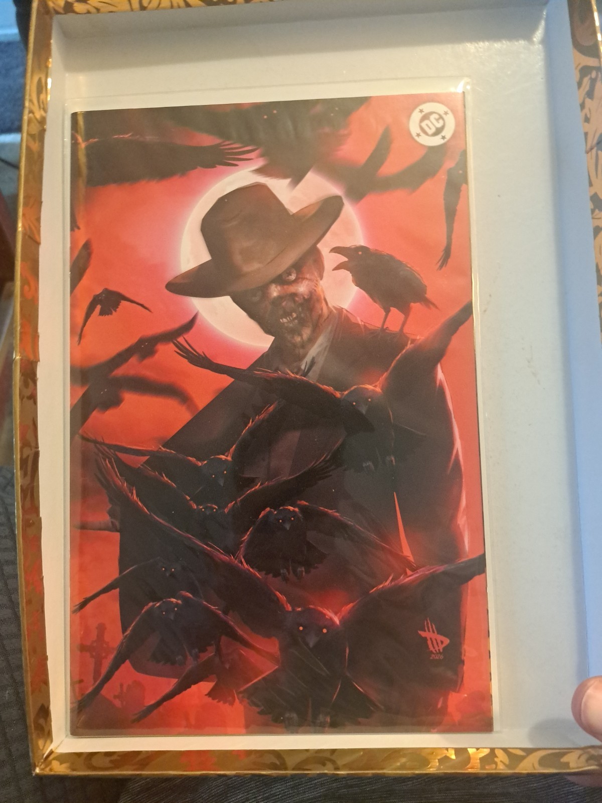 ABSOLUTE BATMAN #19 - DAVE WILKINS - EXCLUSIVE RED VIRGIN VARIANT - LTD 1000
