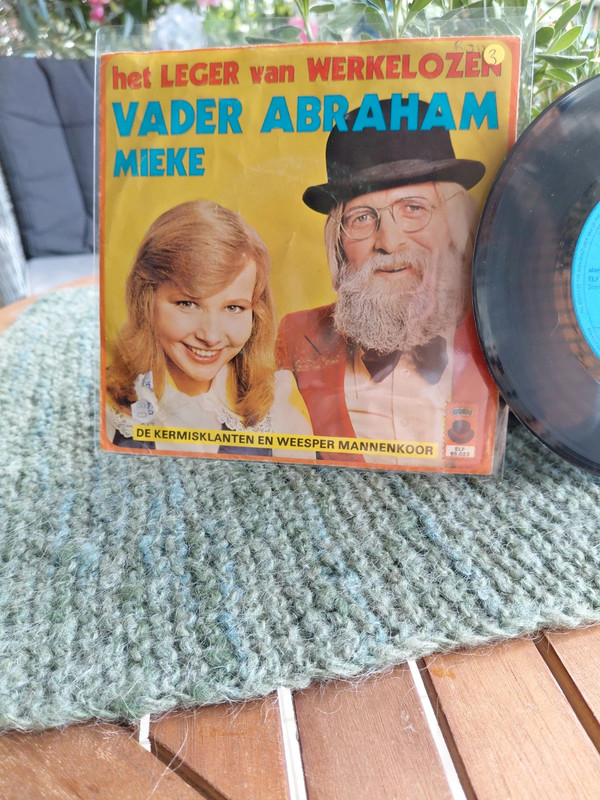 Singel van Vader Abraham Mieke