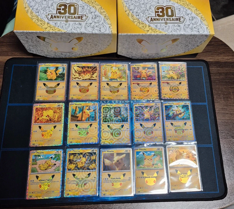 Lot de 15 Pikachu Pokemon 30 ans
