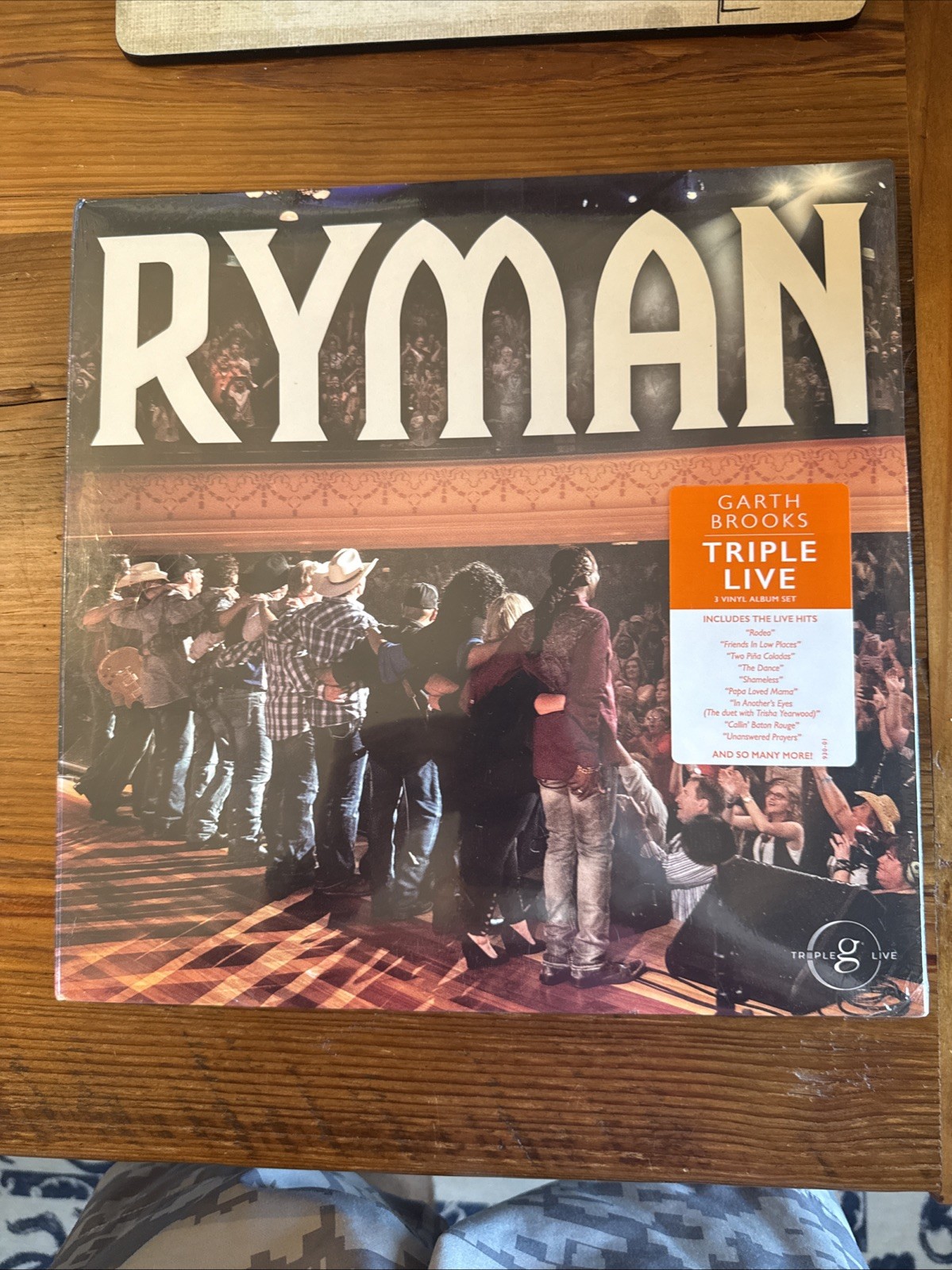 Garth Brooks Triple Live ( Ryman Cover ) Triple LP Vinyl Record - See Pics