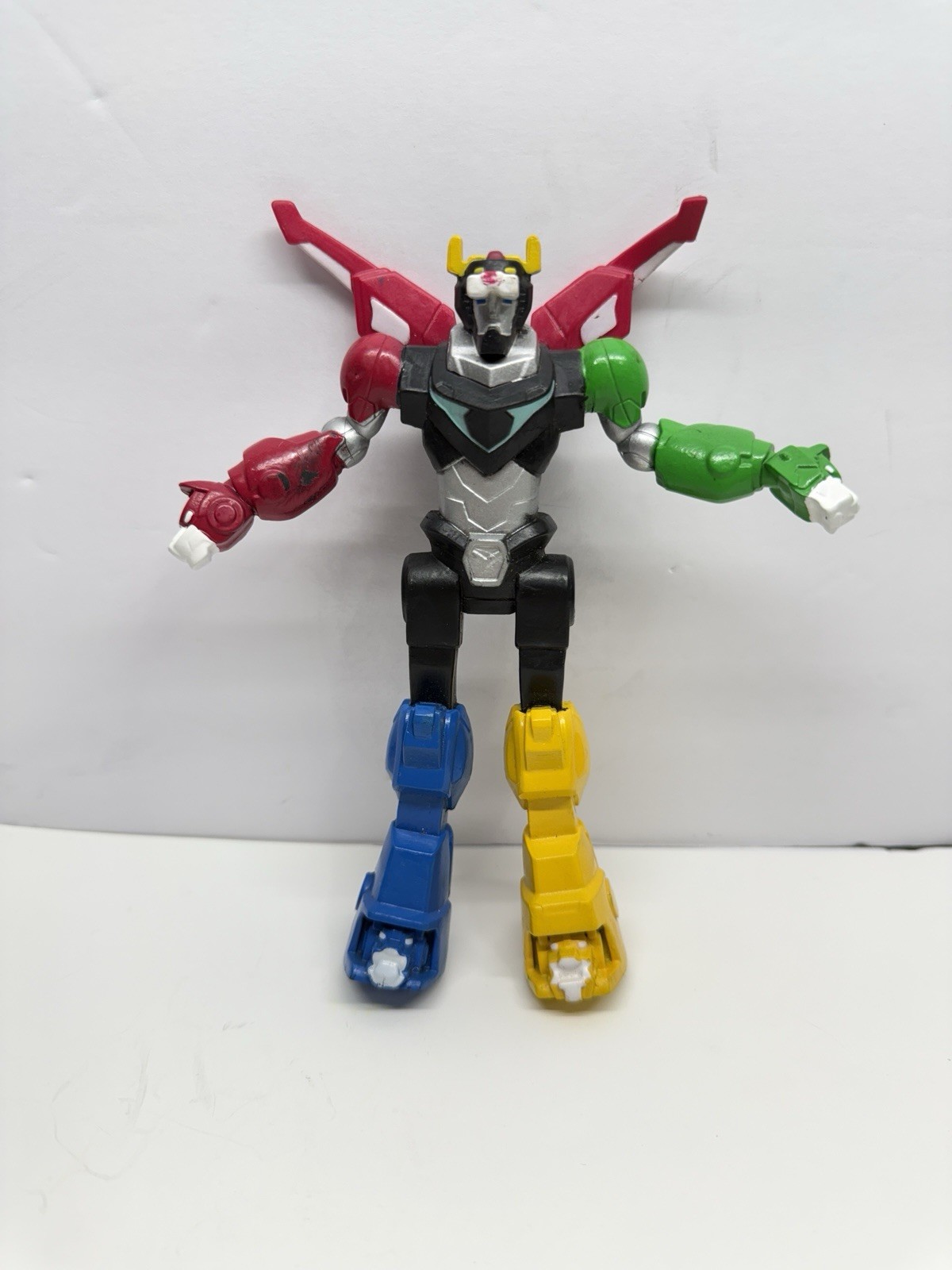 Modellino Voltron Legendary Defender 2019 Bend-Ems 6,5"