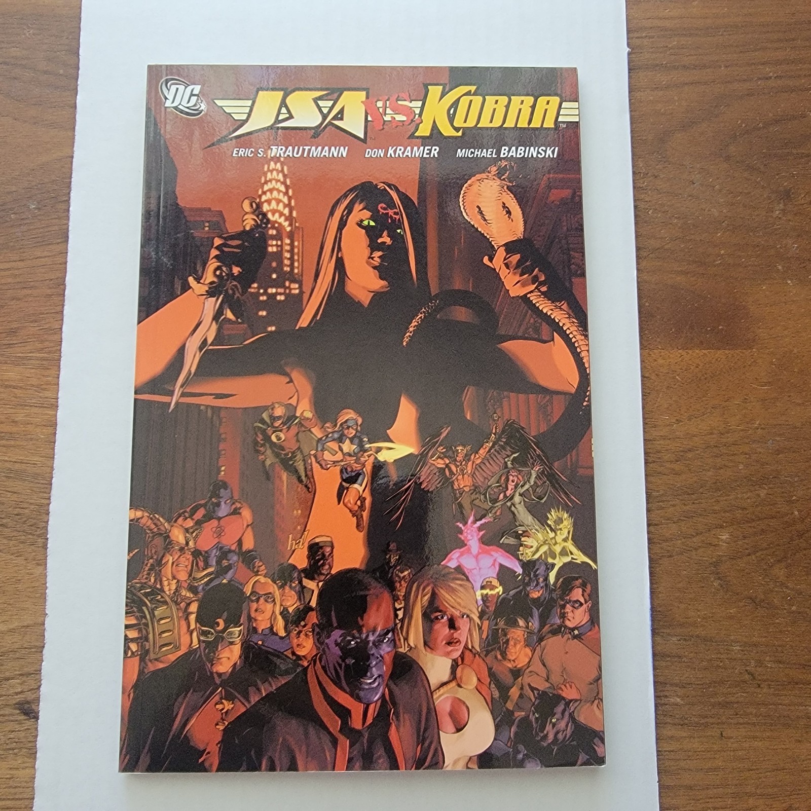 JSA vs. Kobra DC Comics 2010 TPB