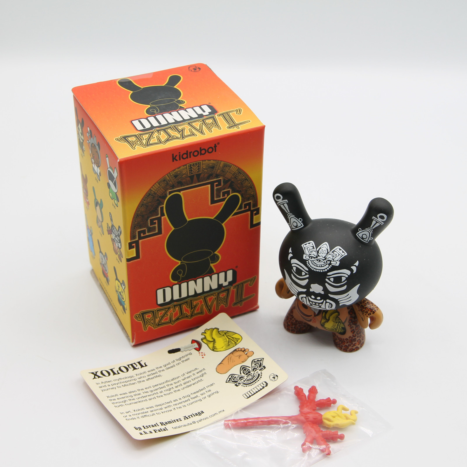Kidrobot Dunny Azteca Serie 2 Nero Xoltol Izzie Ramirez 3" Vinile