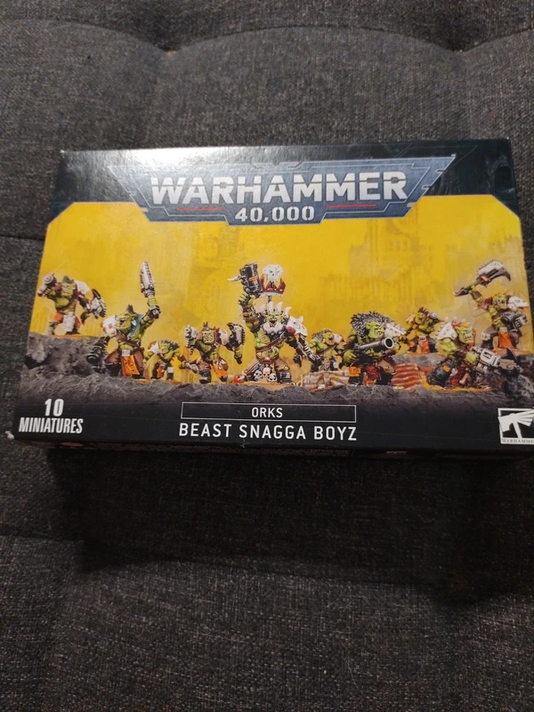 Orks Warhammer 40k 10 beast snaggas boys et un Beastboss