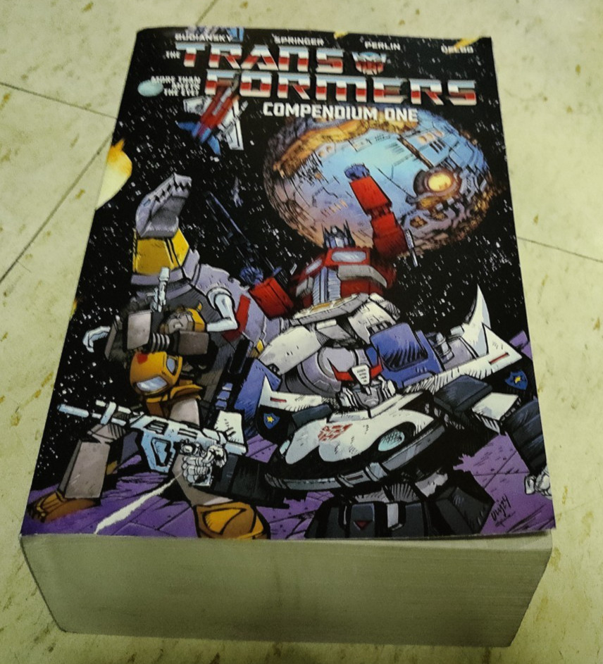 The Transformers Compendium Vol. 1 TPB