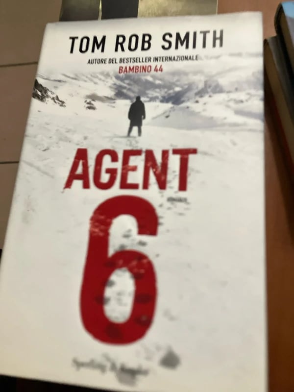 Agent 6 - Tom R. Smith