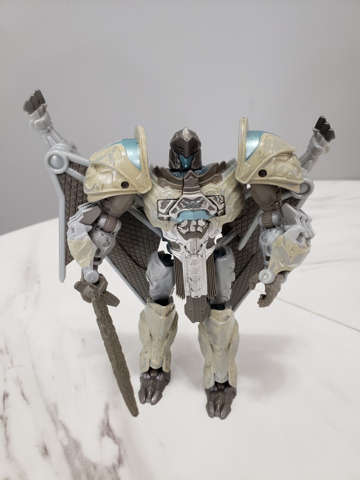 Transformers L'ultimo cavaliere Steelbane completo Hasbro Deluxe TLK 2017