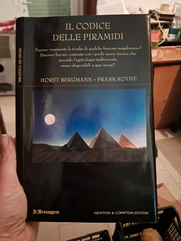 Il codice delle piramidi