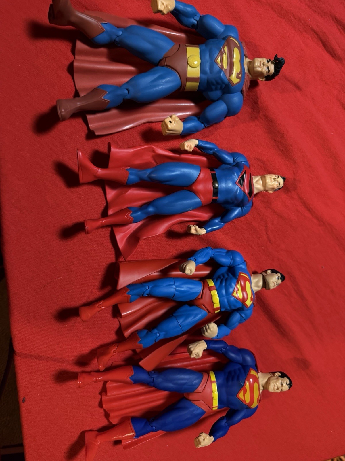 Set 4 personaggi Superman di design Alex Ross (senza supporti)