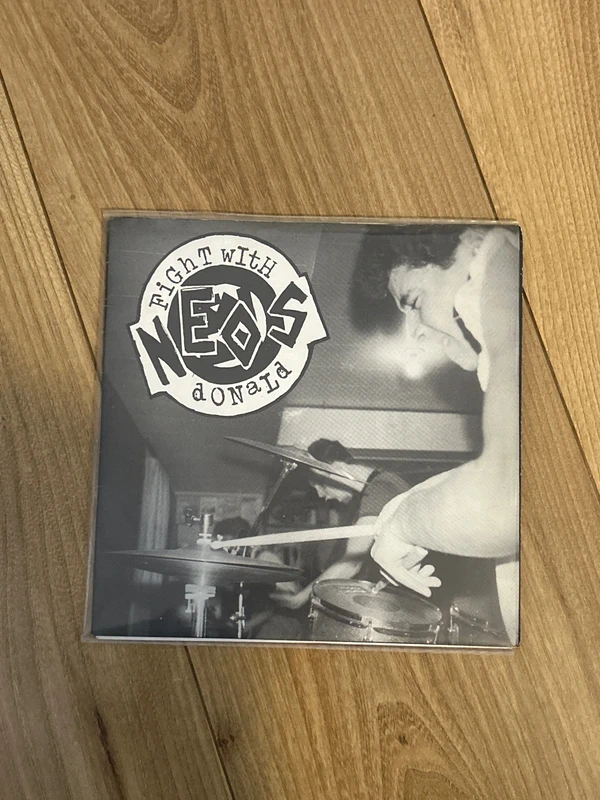 Neos - Fight with Donald - 45t vinyle
