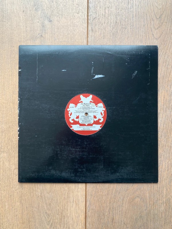 Vinyl 12" House - The Realm & V – One Chance (2005)