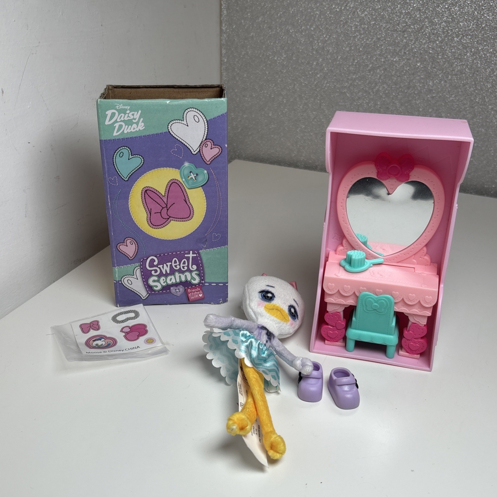 Disney Sweet Seams margherita anatra bambola morbida playset giocattolo fascio toletta 