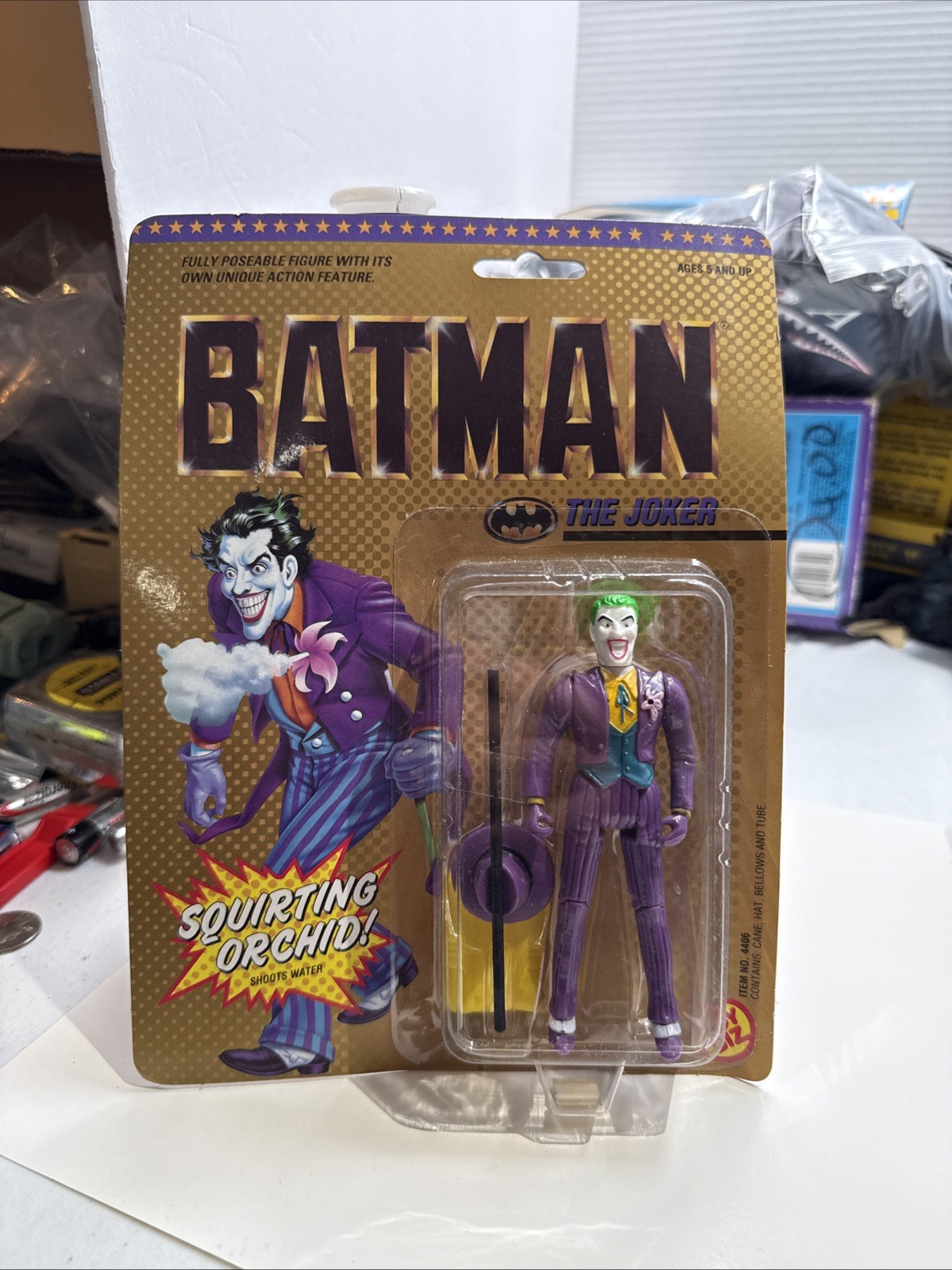 DC Comics Super Heros The Joker Action Figure Squirting Orchid Toy Biz 1989