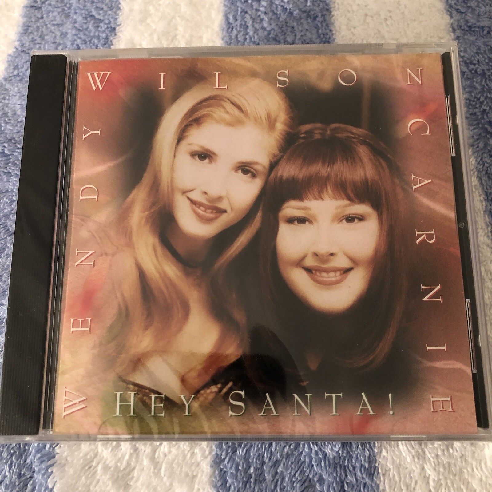 Carney & Wendy Wilson - Hey Santa! - CD - Brand New
