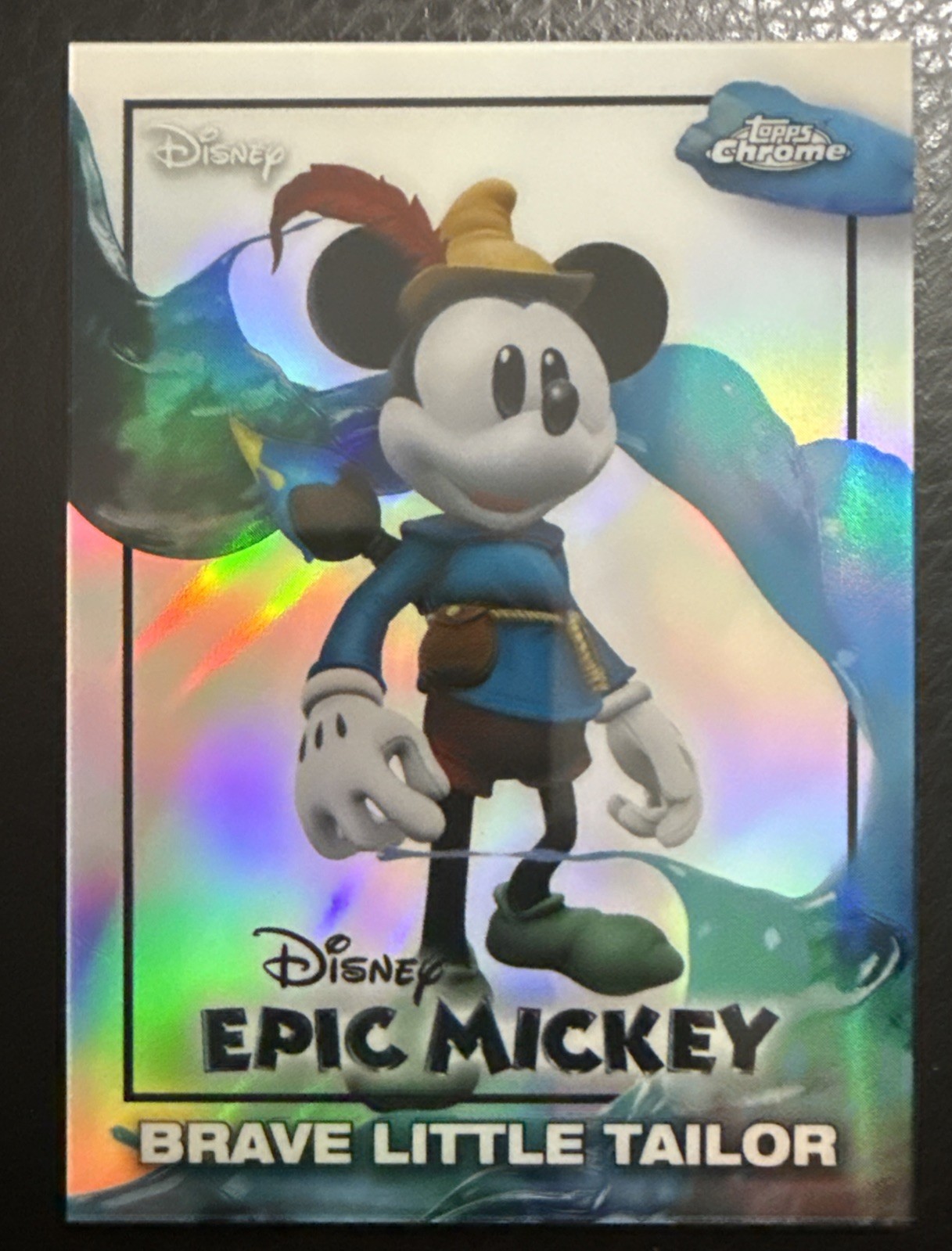 Carta 2026 Topps Disney Neon Epic Topolino Cromo Brave Little Tailor - #EM-12