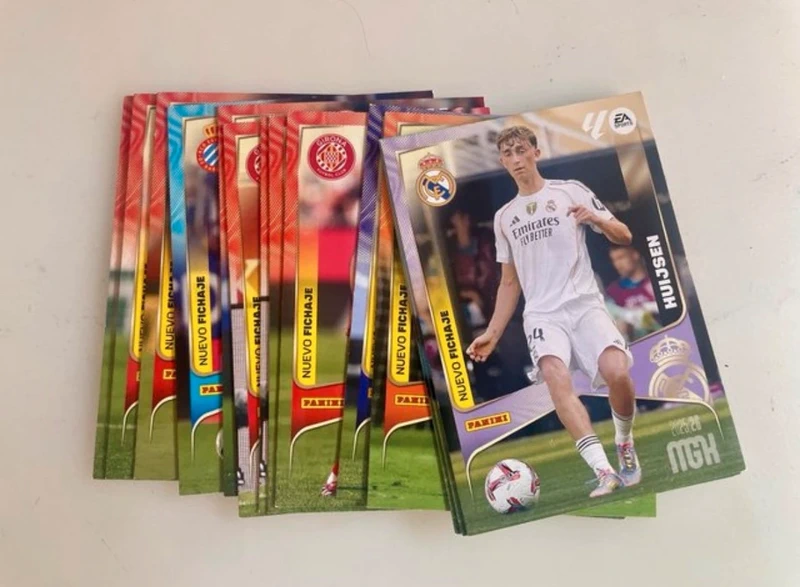 Lote 10 cromos Fichajes Megacracks 25-26 2ª y 3ª
