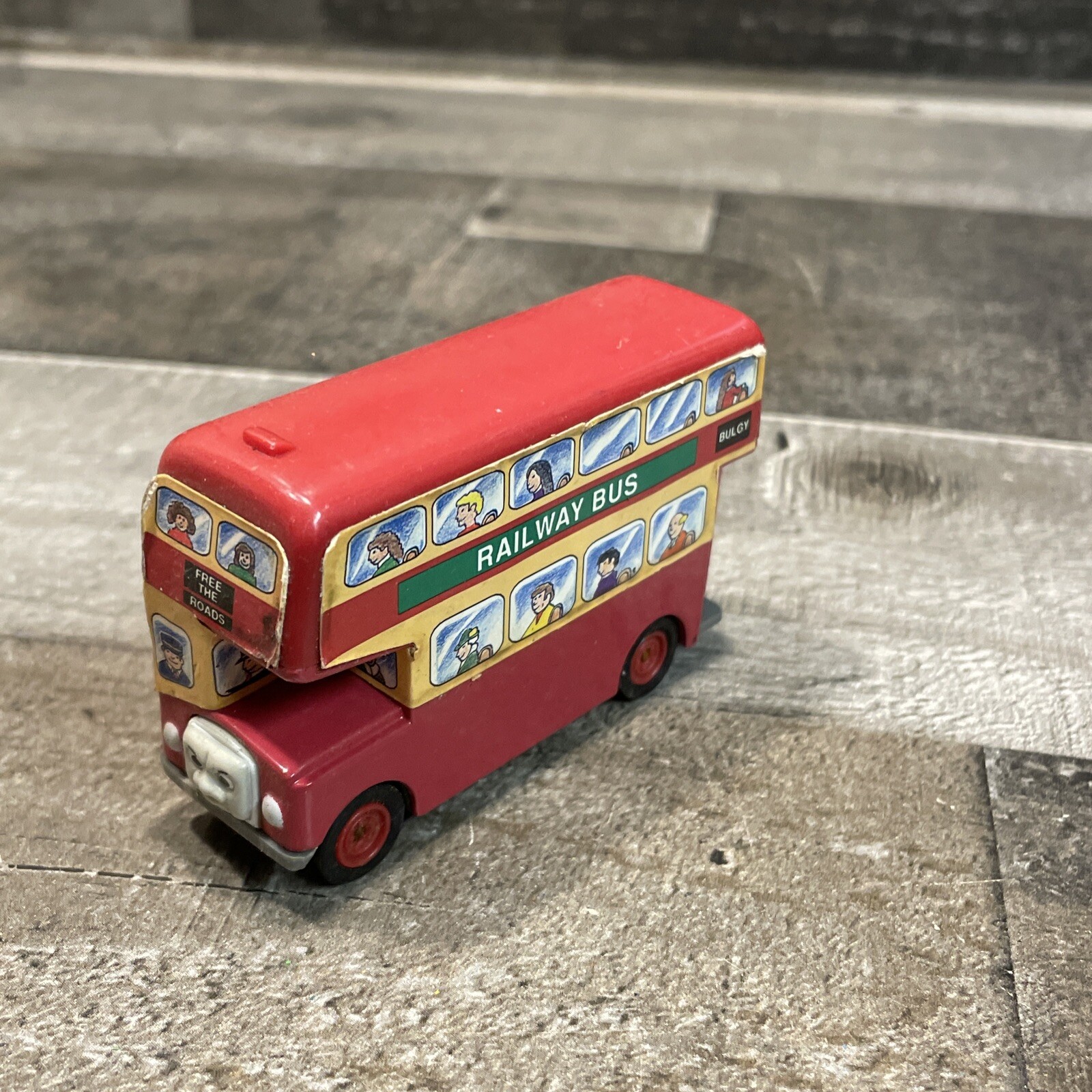 Bulgy Railway Bus ERTL Thomas The Tank Engine & Friends giocattolo da collezione