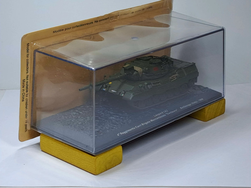 Leopard 1A2 Bellinzago (Italy) 1998 1:72 SALVAT