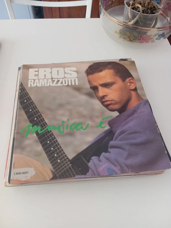 Disco 33 giri Eros Ramazzotti musica è