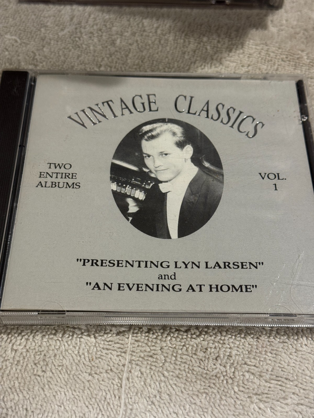 Lyn Larsen - Vintage Classics Vol 1 - Presenting Lyn Larsen and An Evening at Ho