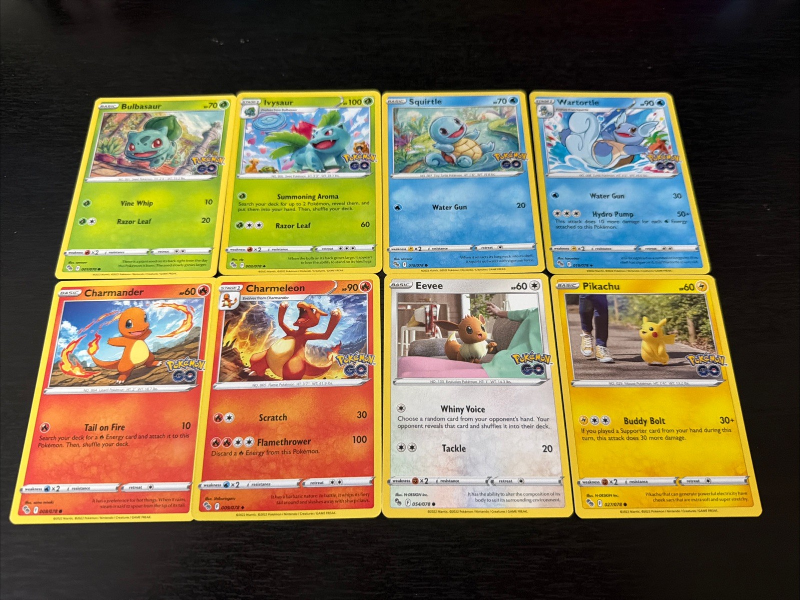 Lotto 8 carte Pokémon TCG Pokémon GO starter inglesi, Eevee e Pikachu!