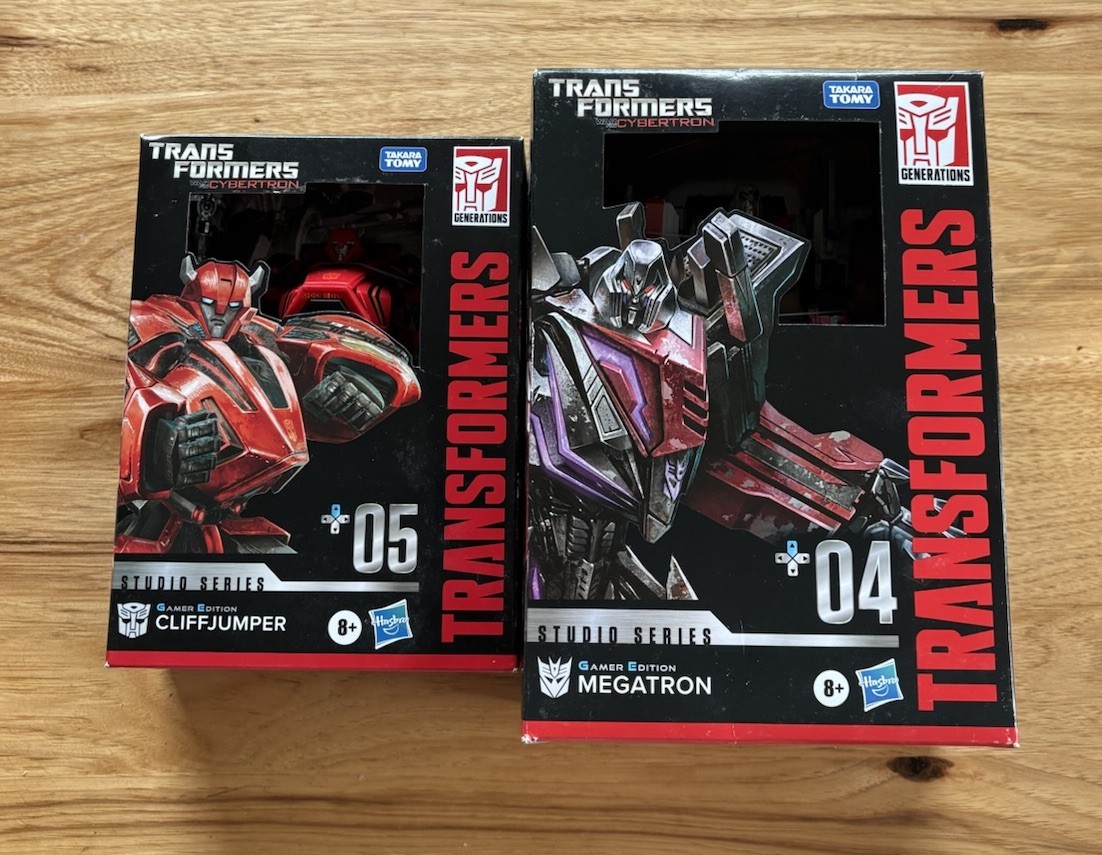 Transformers War For Cybertron Gamer Edition Megatron & Cliffjumper Set di 2