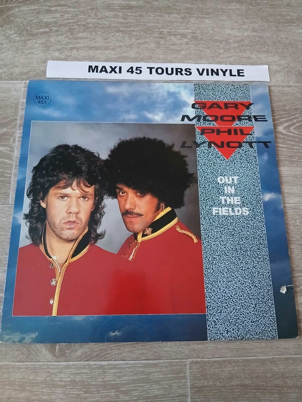 Gary Moore and Phil Lynott : Out in the fields 1985 France 12" Maxi 45 Tours Vinyle