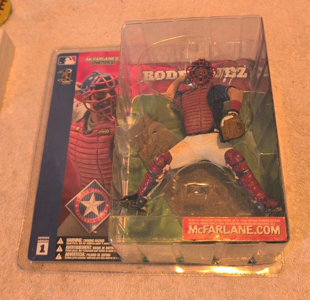 Ivan Rodriguez Series 1 McFarlane's sportspicks Blue Jersey Variant Chase