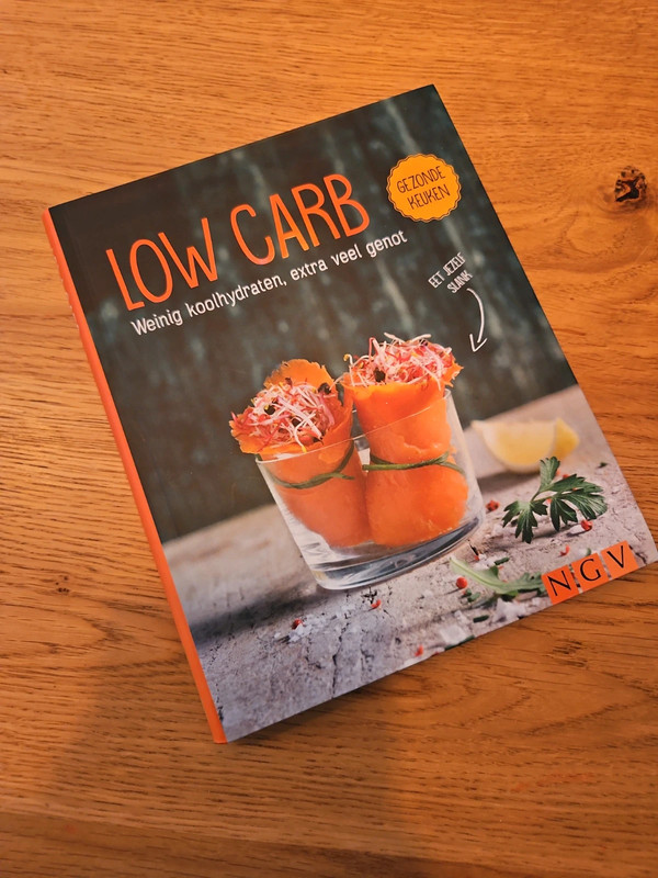 Boek - Low carb weinig koolhydraten extra veel genot