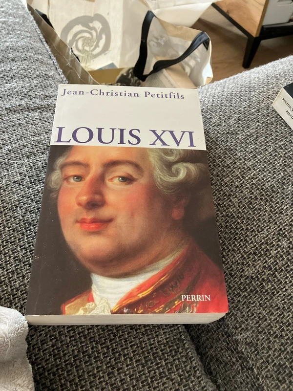 Livre Louis 16