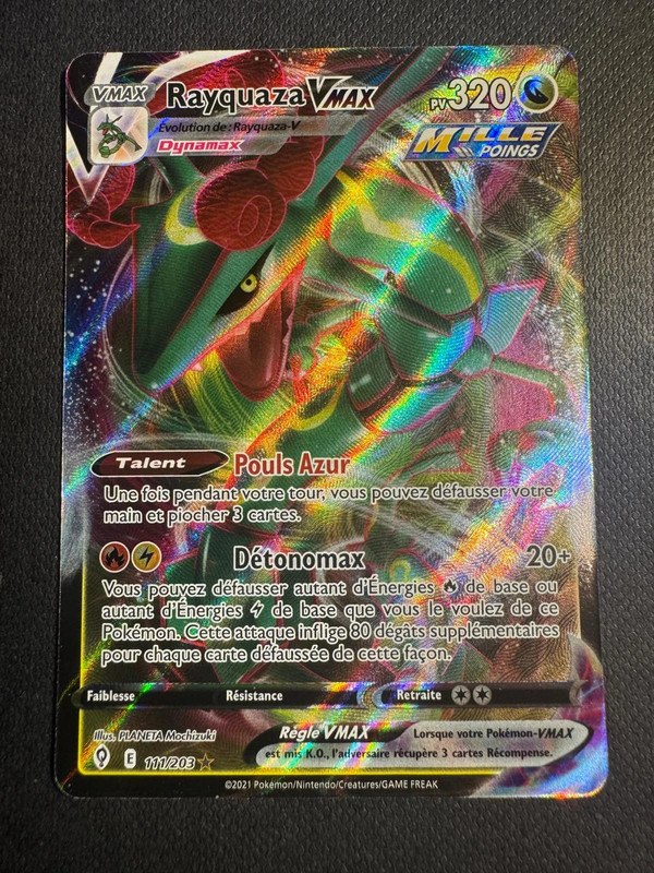 Rayquaza VMAX 111/203 - Evolution Céleste