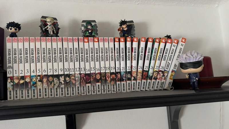 Jujutsu Kaisen Manga Sammlung Band 0–28 + Figuren