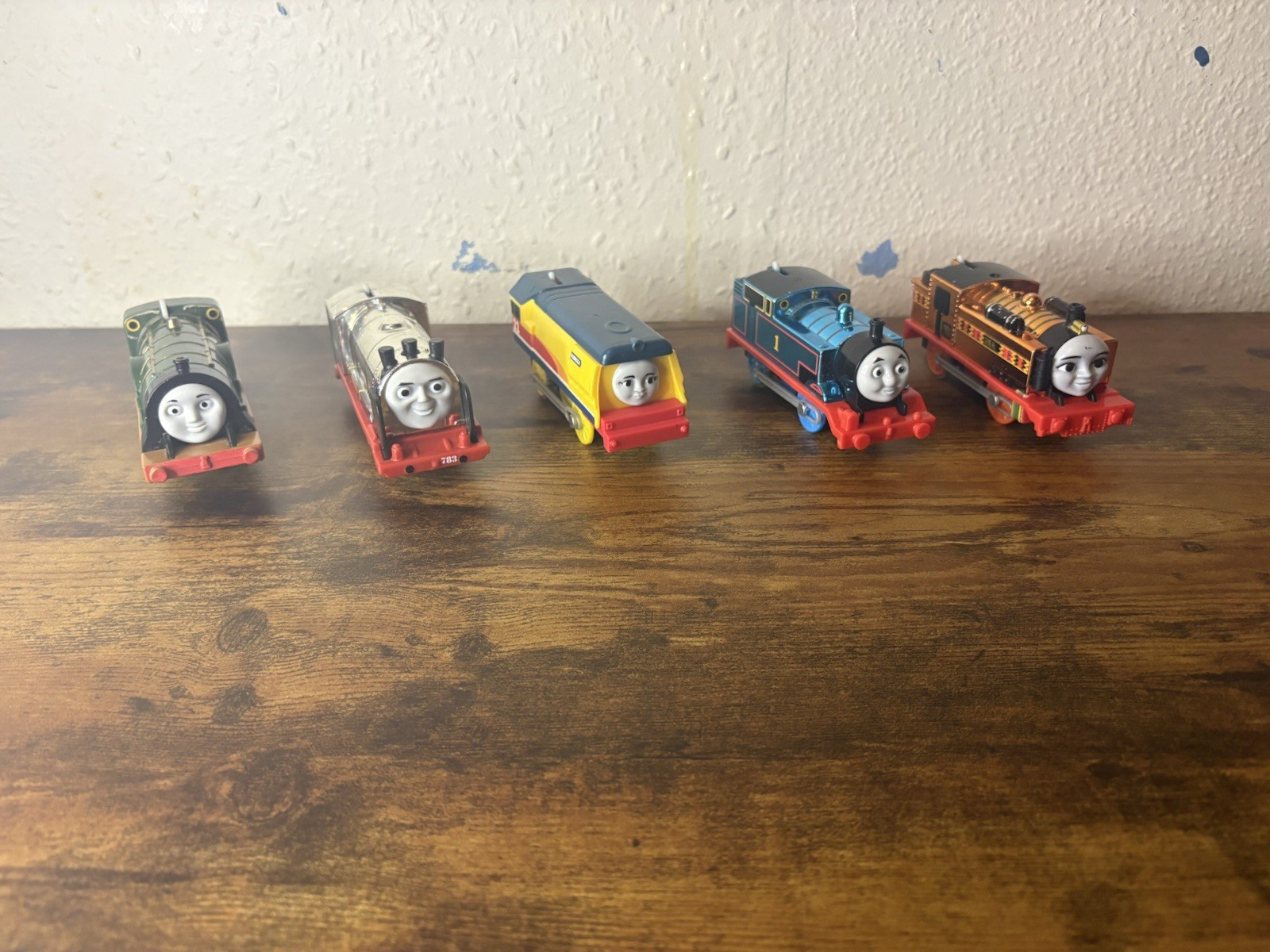 Tomy Trackmaster Thomas the Tank Engine and Friends Pacchetto di 5 treni motorizzati