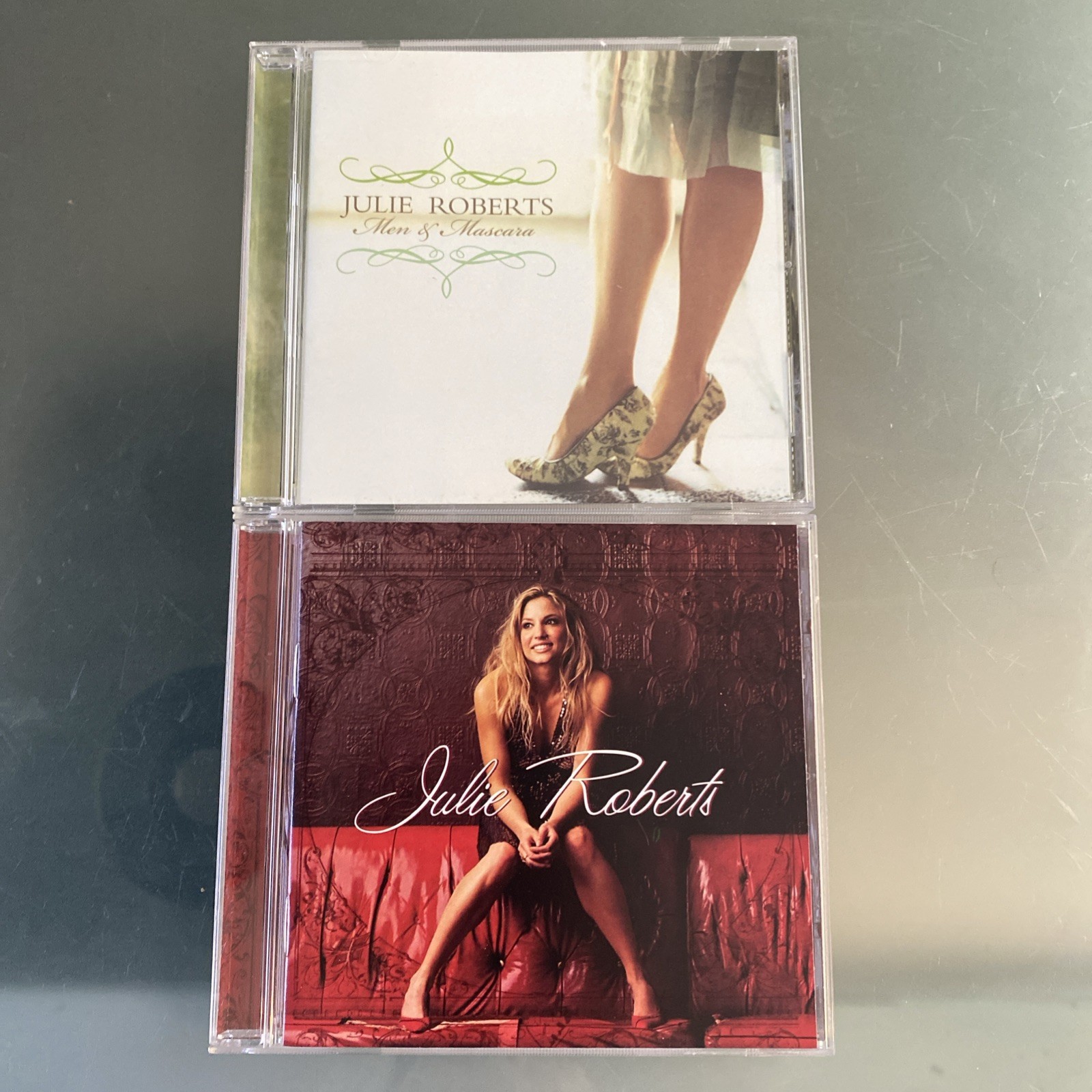 Julie Roberts 2 💿 LOT: Men & Mascara & Self Titled  (NEAR MINT) Fast 🚚